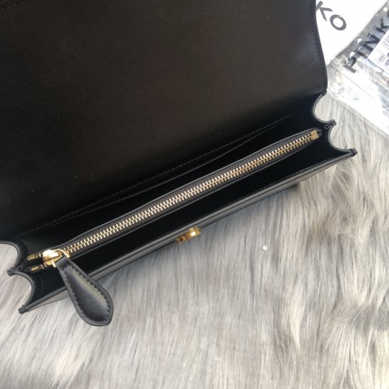 Pinko Bags Top Quality
27*17*8cm Pinko Bags Top Quality
27*17*8cm