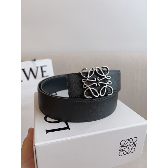 Loewe Belts
Top Quality Loewe Belts
Top Quality