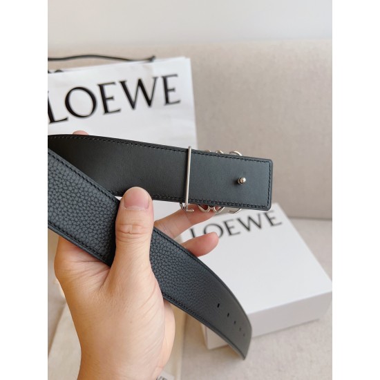 Loewe Belts
Top Quality Loewe Belts
Top Quality