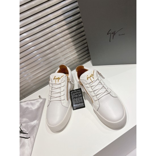 CL Shoes Casual shoes
Top Quality CL Shoes Casual shoes
Top Quality