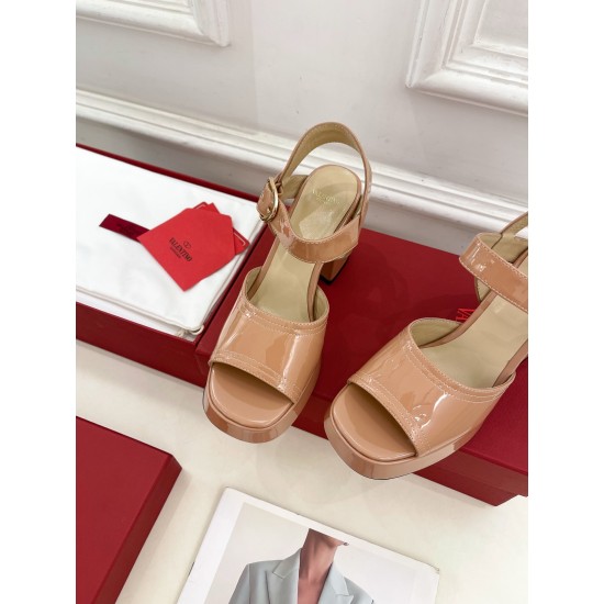 Valentino Shoes Top Quality Valentino Shoes Top Quality