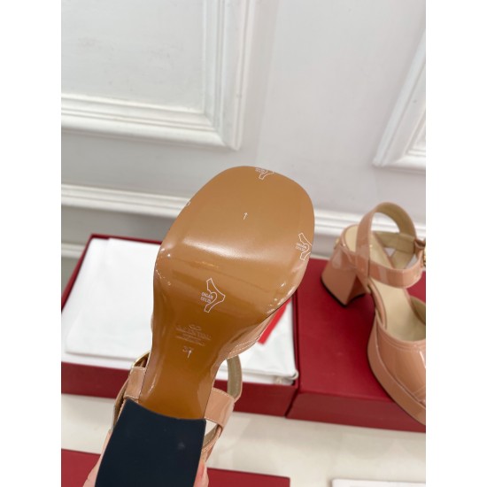 Valentino Shoes Top Quality Valentino Shoes Top Quality