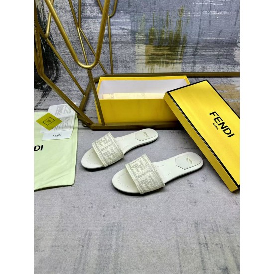 Fendi Shoes Top Quality
35-42 Fendi Shoes Top Quality
35-42