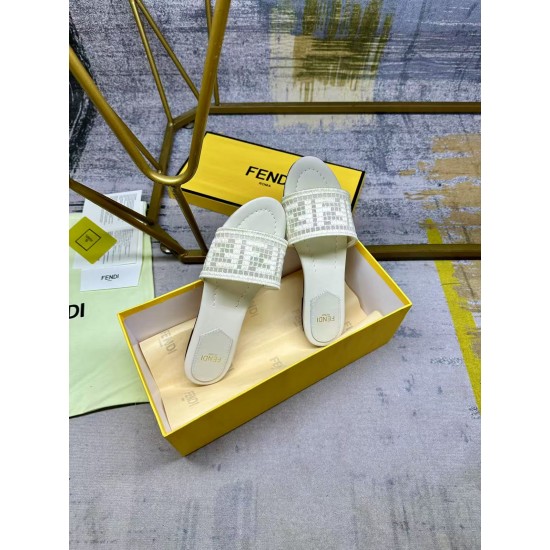 Fendi Shoes Top Quality
35-42 Fendi Shoes Top Quality
35-42