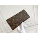 LV Bags High Quality Flip Wallet
LV Bags High Quality Flip Wallet