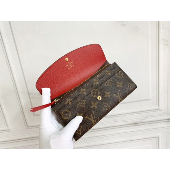 LV Bags High Quality Flip Wallet
LV Bags High Quality Flip Wallet