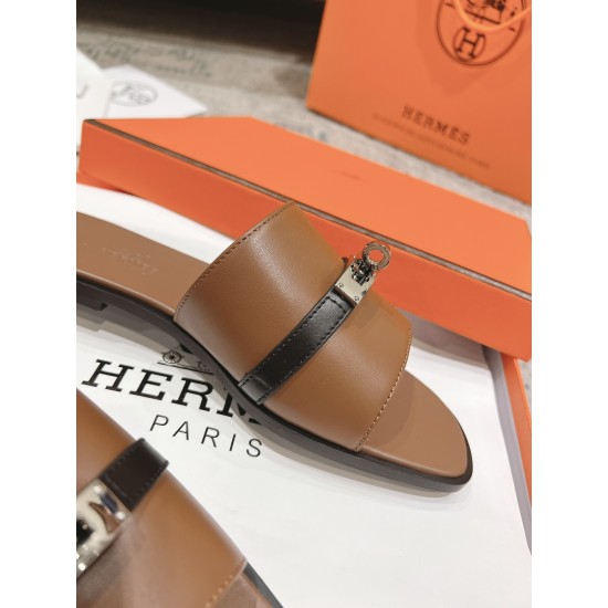 Hermes Shoes Top Quality
35-42 Hermes Shoes Top Quality
35-42