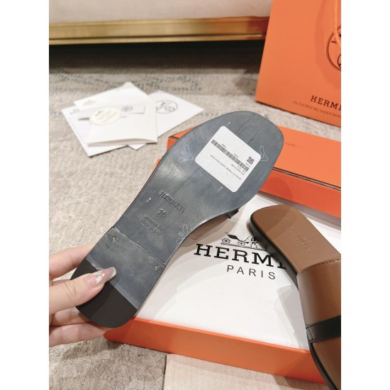 Hermes Shoes Top Quality
35-42 Hermes Shoes Top Quality
35-42