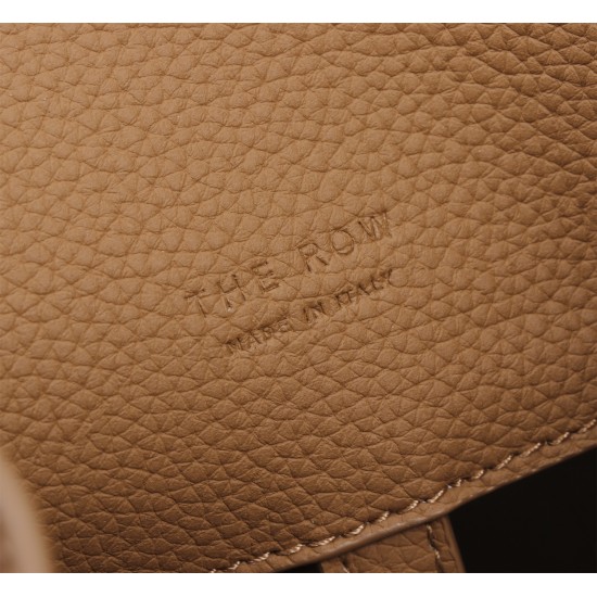 The Row Bags Top Quality
Small:26.20.18
Big:38.26.23 The Row Bags Top Quality
Small:26.20.18
Big:38.26.23