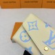 LV Bags High Quality Flip Wallet
LV Bags High Quality Flip Wallet