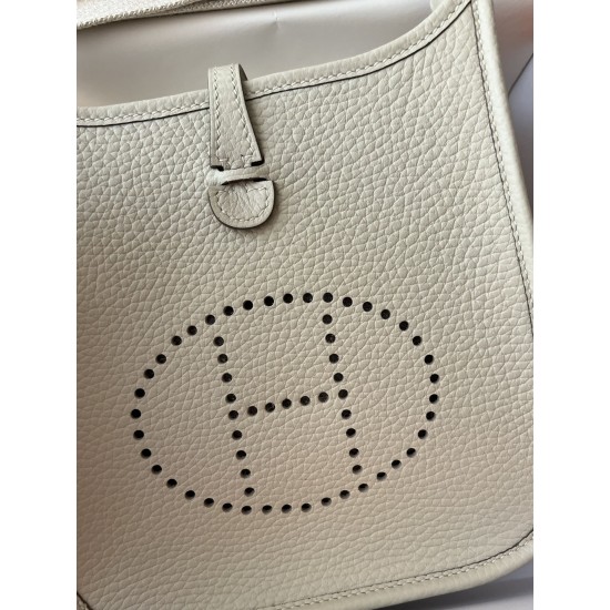 Hermes Bags Top Quality Evelyne 17cm
Hermes Bags Top Quality Evelyne 17cm