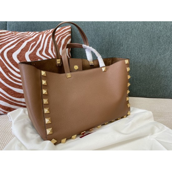 Valentino Bags Top Quality
35/25/17cm Valentino Bags Top Quality
35/25/17cm