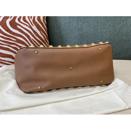 Valentino Bags Top Quality
35/25/17cm Valentino Bags Top Quality
35/25/17cm
