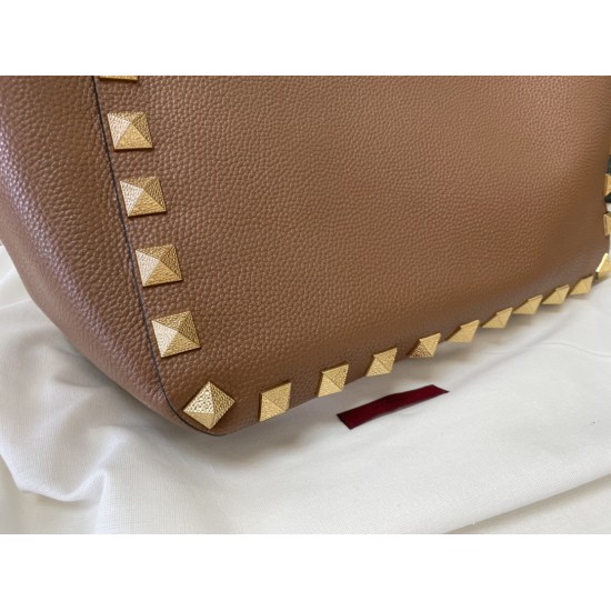 Valentino Bags Top Quality
35/25/17cm Valentino Bags Top Quality
35/25/17cm