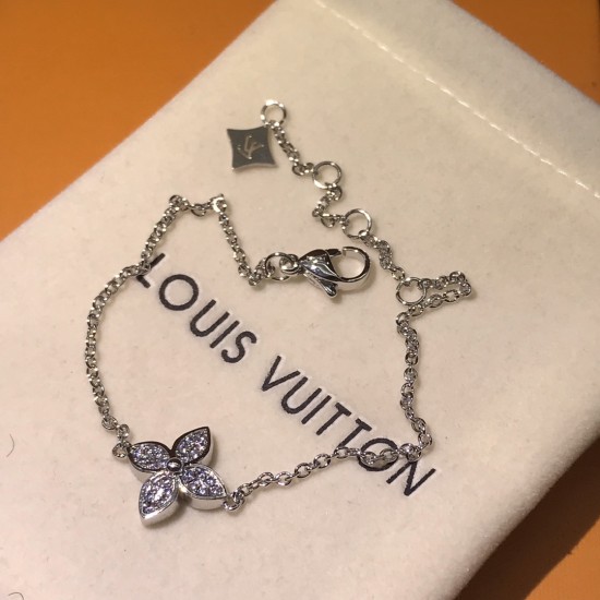 LV Jewelry High Quality LV Jewelry High Quality