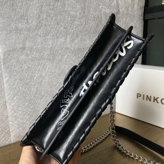 Pinko Bags Top Quality
27*17*8cm Pinko Bags Top Quality
27*17*8cm