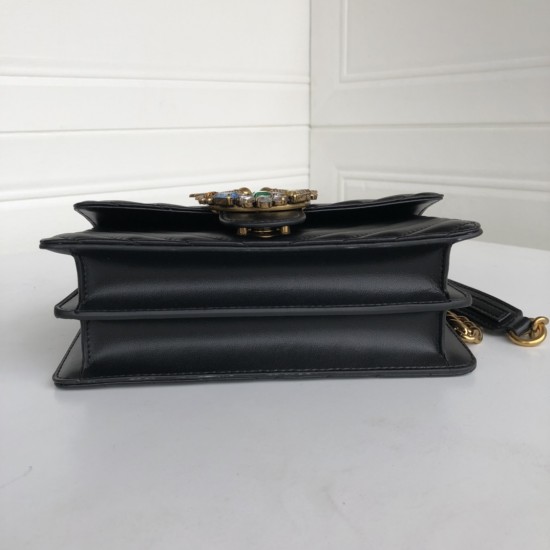 Pinko Bags Top Quality
21x13x6 Pinko Bags Top Quality
21x13x6