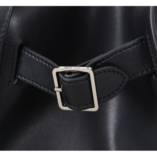 The Row Bags Top Quality
Small:26.20.18
Big:38.26.23 The Row Bags Top Quality
Small:26.20.18
Big:38.26.23