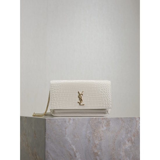 YSL Bags Top Quality
18x11x2cm YSL Bags Top Quality
18x11x2cm