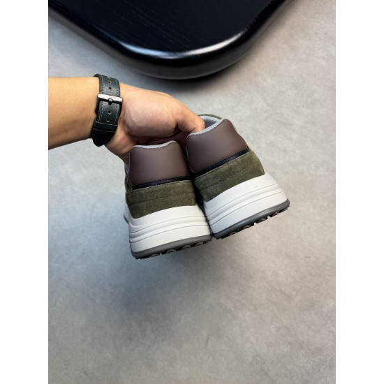 Hogan Shoes Top Quality
35-45 men and women same Hogan Shoes Top Quality
35-45 men and women same