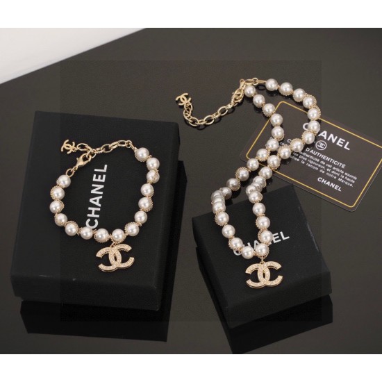 Chanel Jewelry Bracelet Chanel Jewelry Bracelet