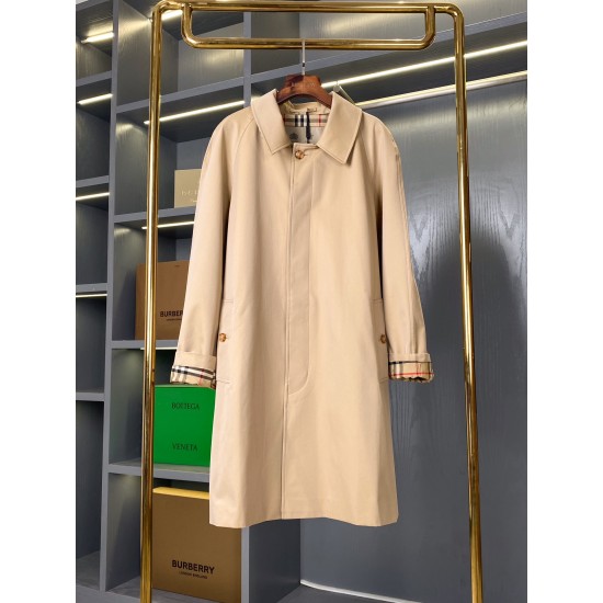 Burberry coat
uk4,6,8,10,12 Burberry coat
uk4,6,8,10,12