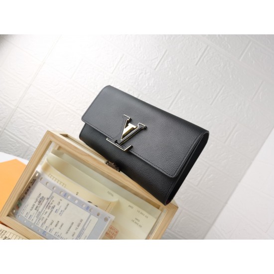 LV Bags High Quality Flip Wallet
