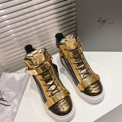 CL Shoes Casual shoes

 Top Quality