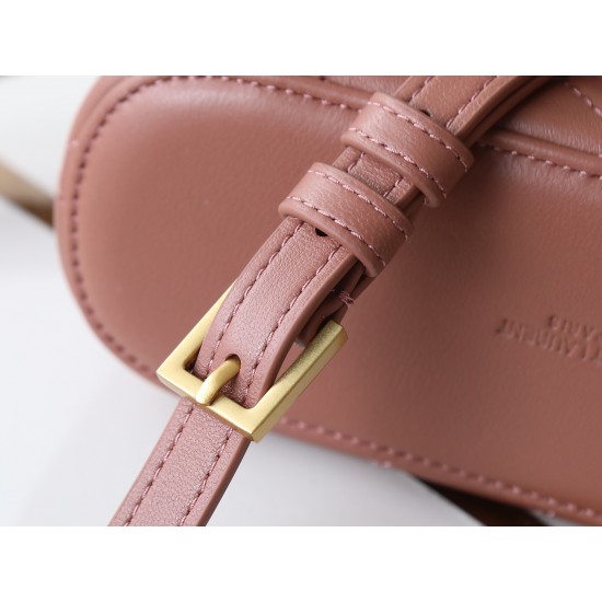 YSL Bags Top Quality
18×11×6.5 cm YSL Bags Top Quality
18×11×6.5 cm
