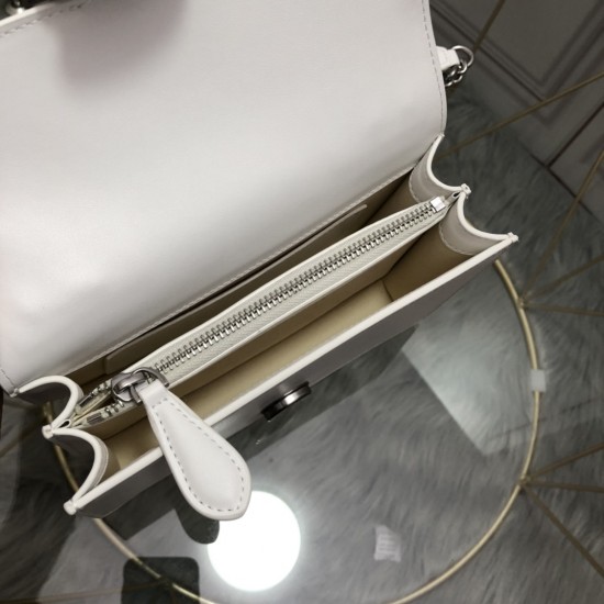 Pinko Bags Top Quality
21x13x6 Pinko Bags Top Quality
21x13x6