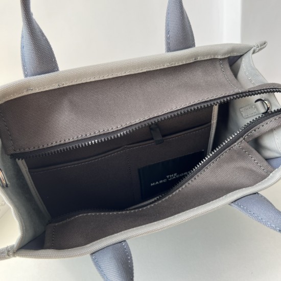 MJ Tote Full leather size: 41 * 34 * 15cm $140 Full leather medium size: 33 * 28 * 13cm $120 Full leather small size: 26 × 20 × 13cm $100 Fabric Large Size: 41 * 34 * 15cm $100 Medium size of fabric: 33 * 28 * 13cm $90 Fabric small size: 26 × 20 × 13cm $8 MJ Tote Full leather size: 41 * 34 * 15cm $140 Full leather medium size: 33 * 28 * 13cm $120 Full leather small size: 26 × 20 × 13cm $100 Fabric Large Size: 41 * 34 * 15cm $100 Medium size of fabric: 33 * 28 * 13cm $90 Fabric small size: 26 × 20 × 13cm $8