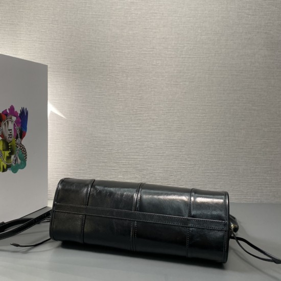 Prada Bags Top Quality
32x15.5x12cm Prada Bags Top Quality
32x15.5x12cm