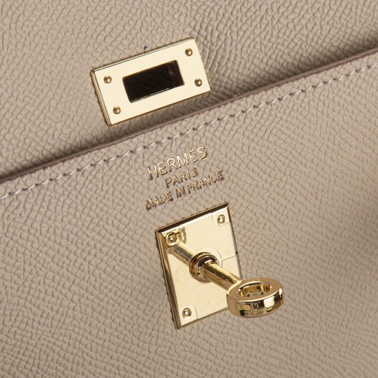 Hermes Bags High Quality
Large size 28:22:10 cm
Small size 25: 17: 7cm Hermes Bags High Quality
Large size 28:22:10 cm
Small size 25: 17: 7cm