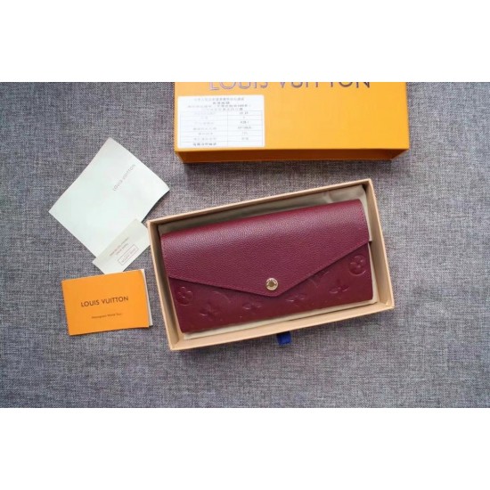 LV Bags High Quality Flip Wallet
LV Bags High Quality Flip Wallet