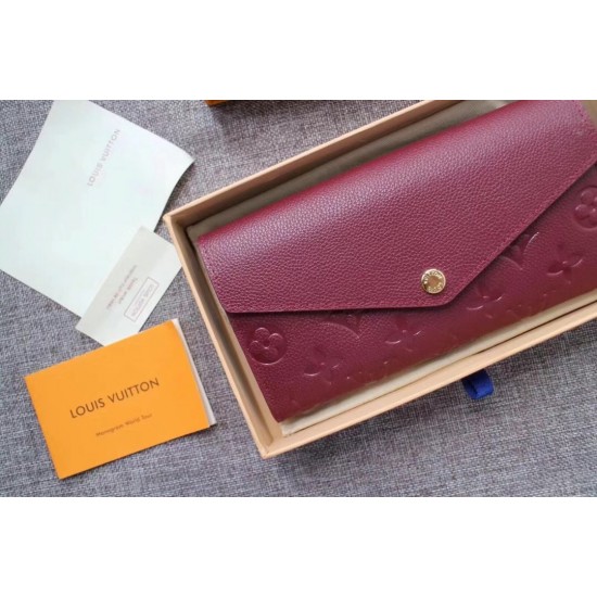 LV Bags High Quality Flip Wallet
LV Bags High Quality Flip Wallet