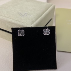 Van Cleef Jewelry High Quality