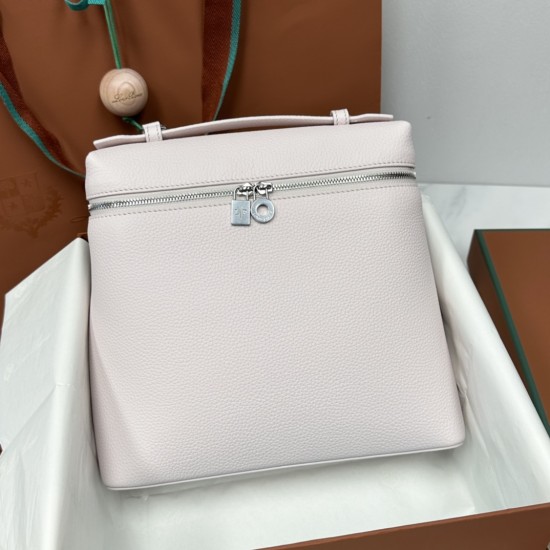 LP Bags Top Quality Size: 23 × 8 × 22cm LP Bags Top Quality Size: 23 × 8 × 22cm