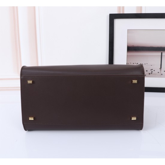 The Row Bags Top Quality
Small:26.20.18
Big:38.26.23 The Row Bags Top Quality
Small:26.20.18
Big:38.26.23