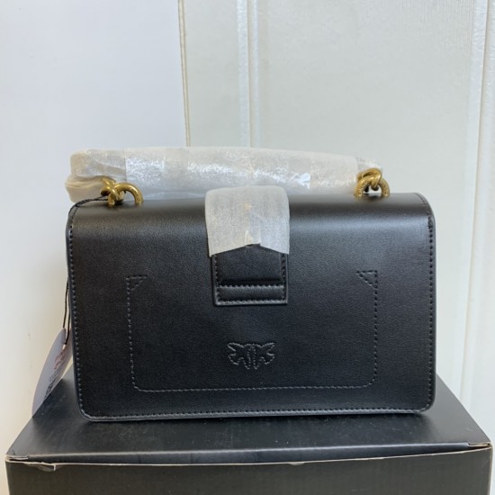 Pinko Bags Top Quality
21x13x6 Pinko Bags Top Quality
21x13x6