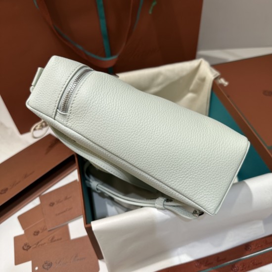 LP Bags Top Quality Size: 23 × 8 × 22cm LP Bags Top Quality Size: 23 × 8 × 22cm