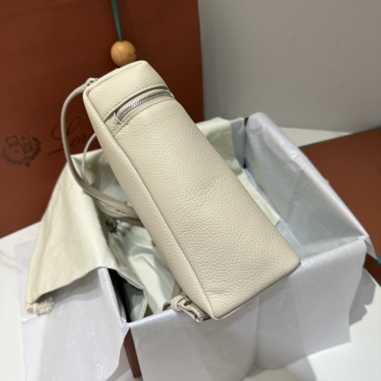 LP Bags Top Quality Size: 23 × 8 × 22cm