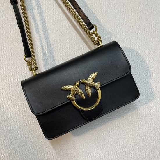 Pinko Bags Top Quality
21x13x6 Pinko Bags Top Quality
21x13x6