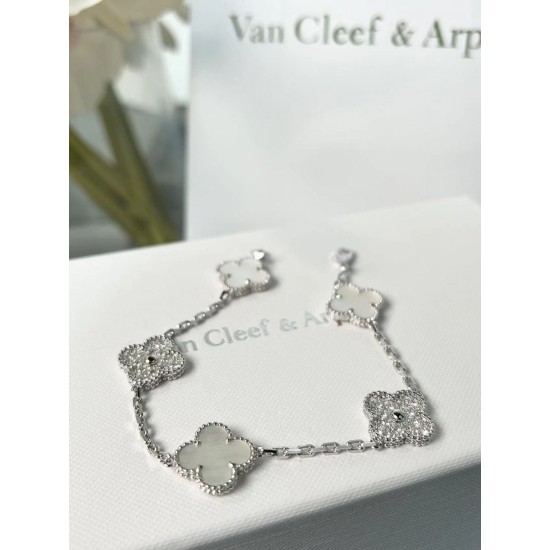 Van Cleef Jewelry Bracelet Van Cleef Jewelry Bracelet