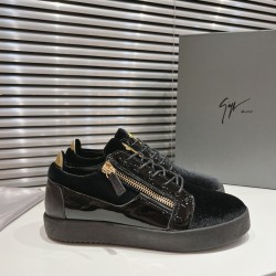 CL Shoes Casual shoes

 Top Quality