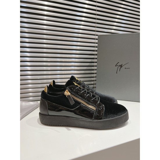CL Shoes Casual shoes
Top Quality CL Shoes Casual shoes
Top Quality