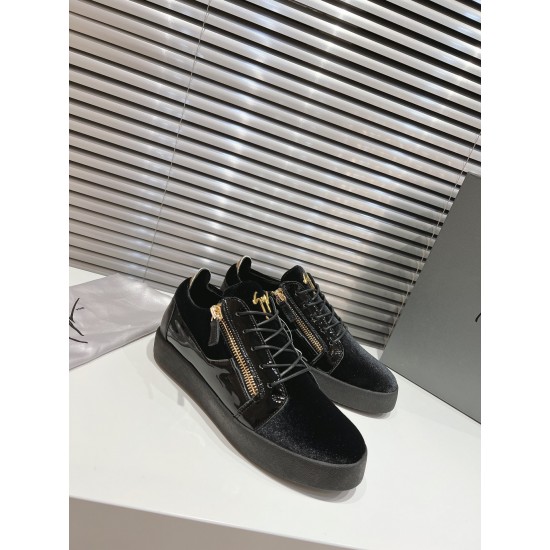 CL Shoes Casual shoes
Top Quality CL Shoes Casual shoes
Top Quality