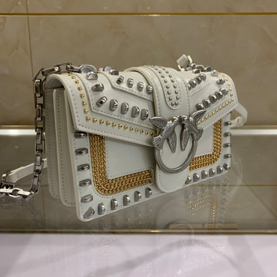 Pinko Bags Top Quality
21x13x6 Pinko Bags Top Quality
21x13x6