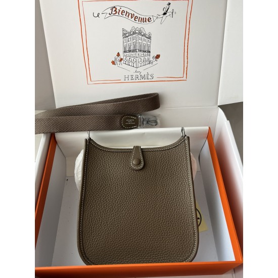 Hermes Bags Top Quality Evelyne 17cm
Hermes Bags Top Quality Evelyne 17cm