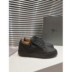 CL Shoes Casual shoes

 Top Quality