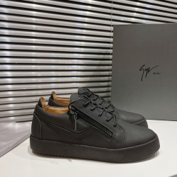 CL Shoes Casual shoes

 Top Quality